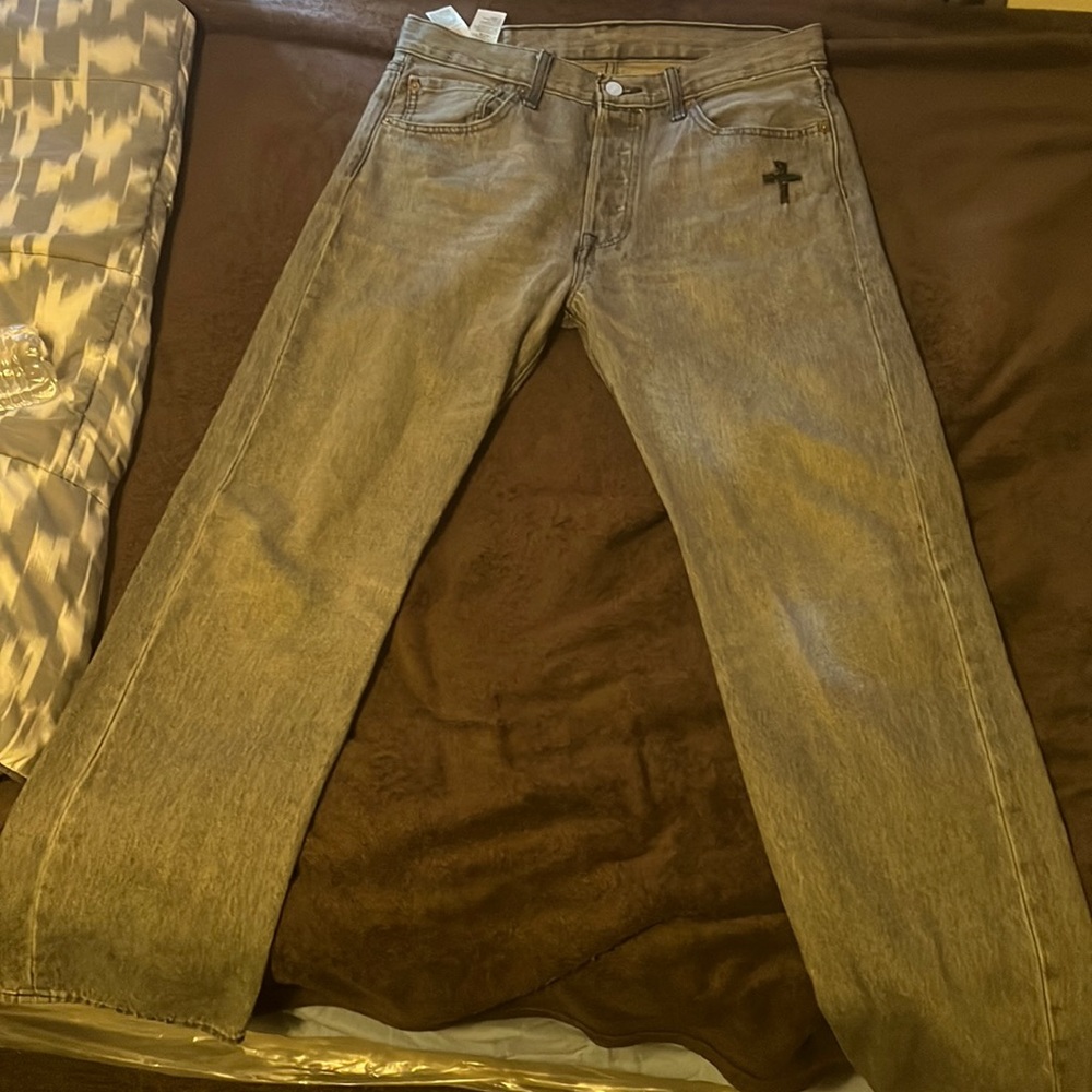 501’s gray levi pants